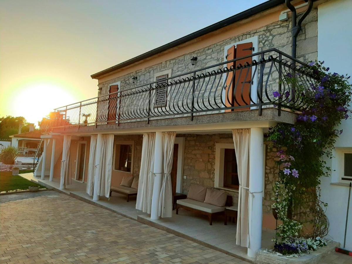 Villa Alma Kaštelir Exterior foto