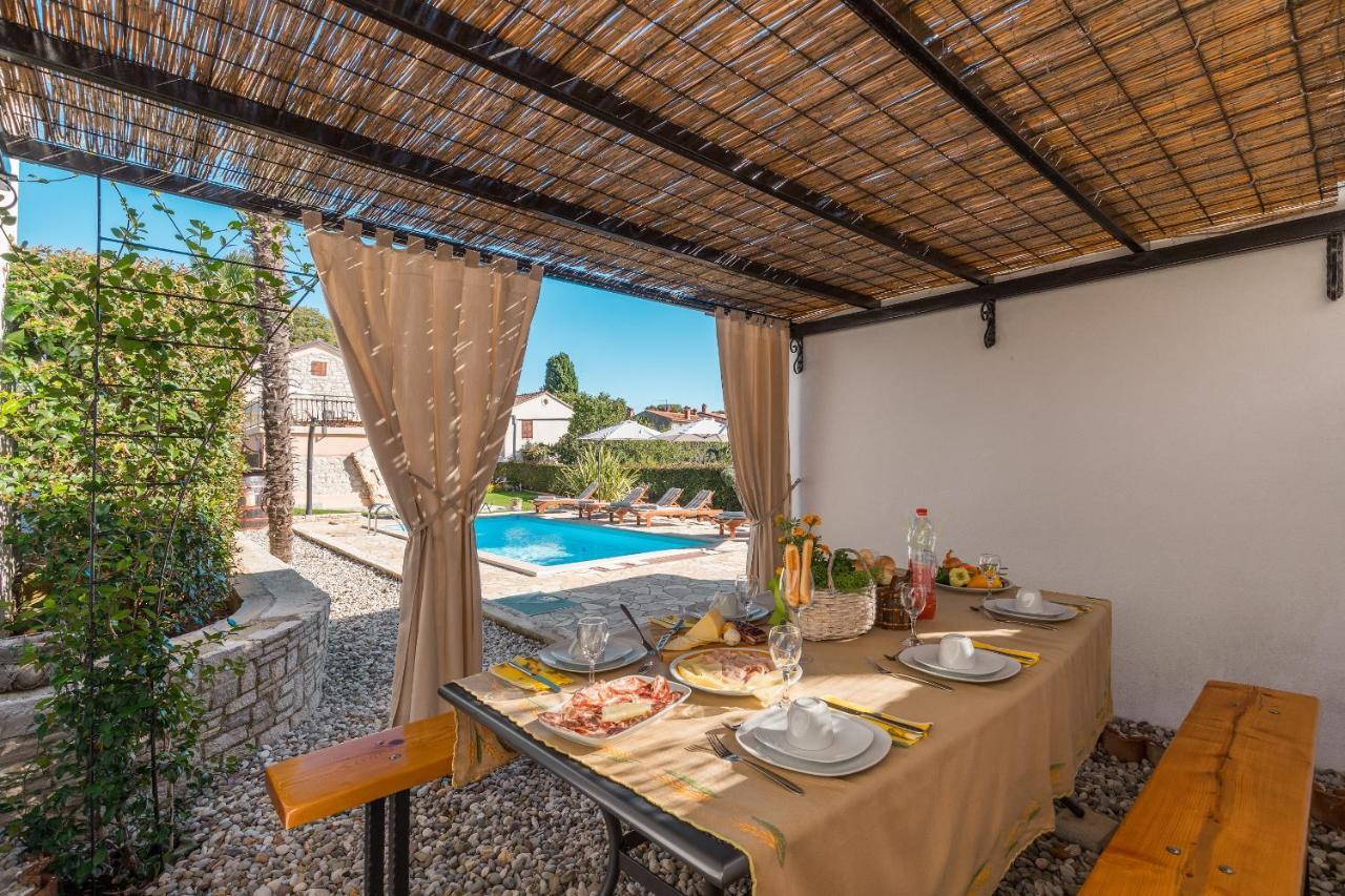 Villa Alma Kaštelir Exterior foto